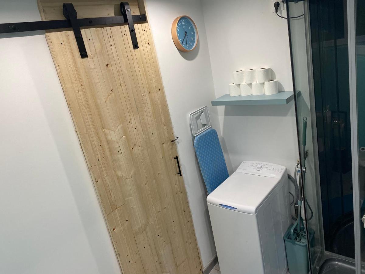 Studio 40M2 Plein Pied Avec Parking Jussac Exterior foto